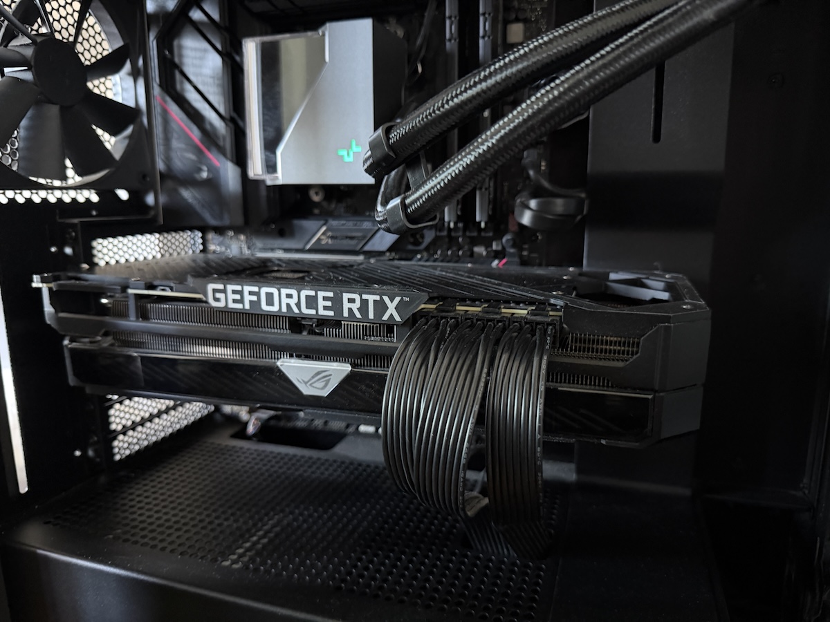 GPU close-up, GeForce RTX branding